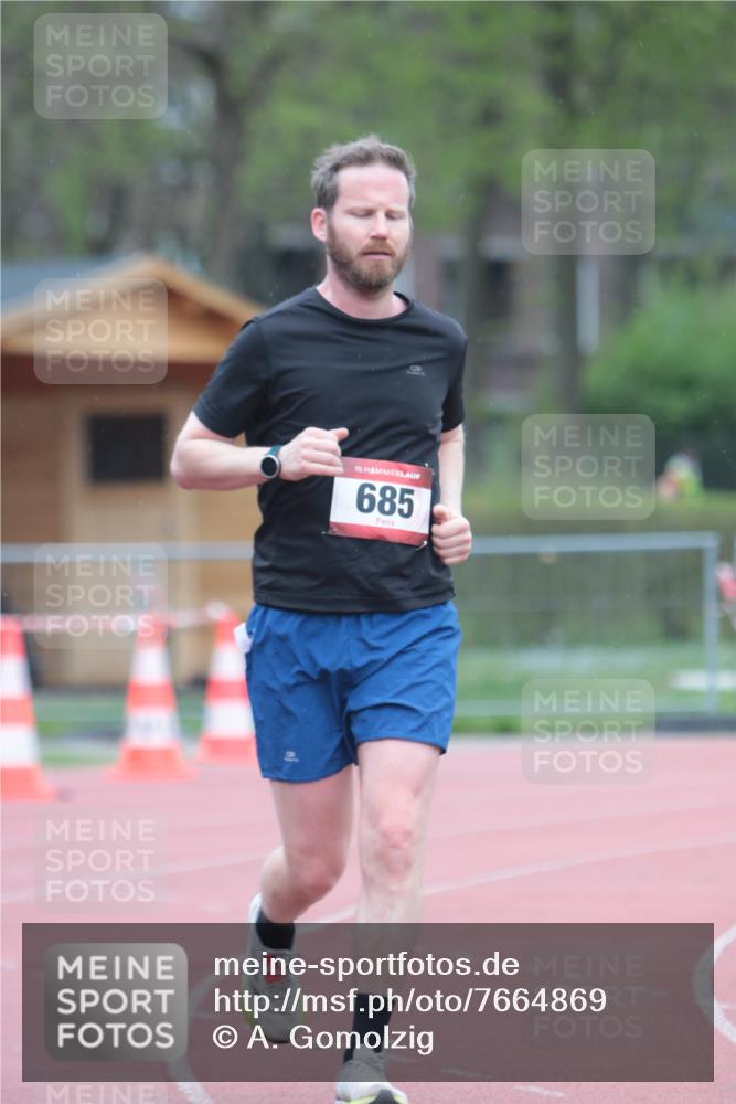 13.04.2025 - Hammer Lauf A. Gomolzig http://msf.ph/oto/7664869 13.04.2025 12:01:38 Ziel 9, 320, 685 meine-sportfotos.de