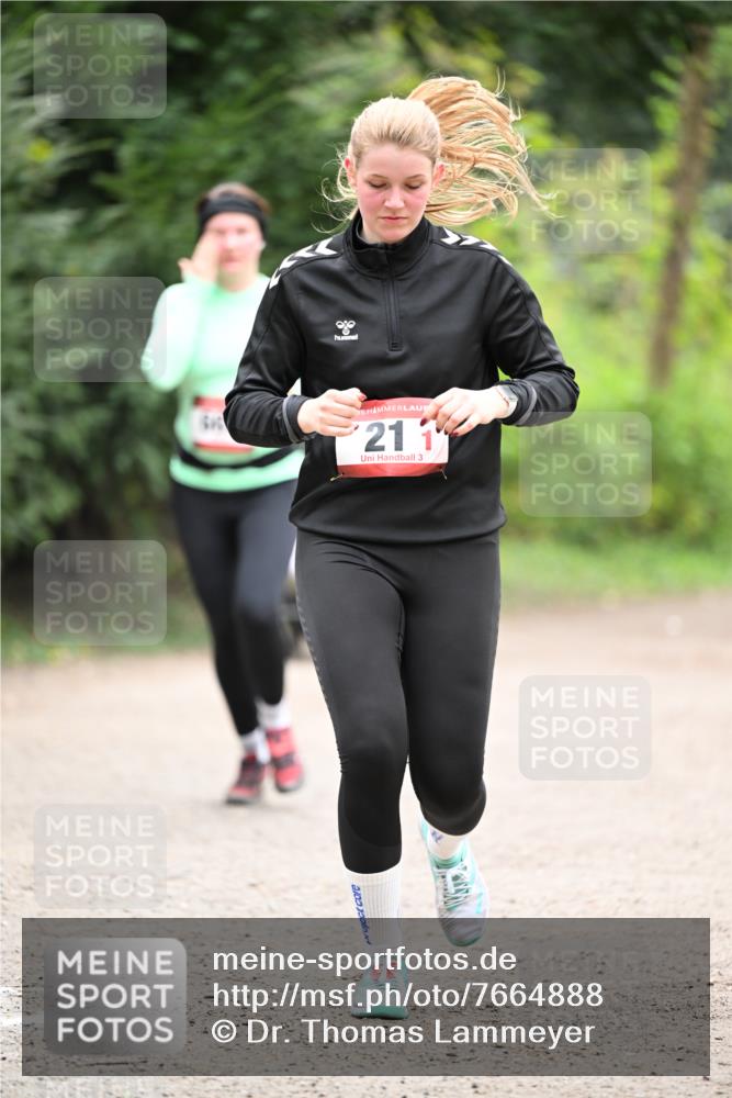13.04.2025 - Hammer Lauf Dr. Thomas Lammeyer http://msf.ph/oto/7664888 13.04.2025 11:36:15 Laufen 15, 21, 1, 3 meine-sportfotos.de