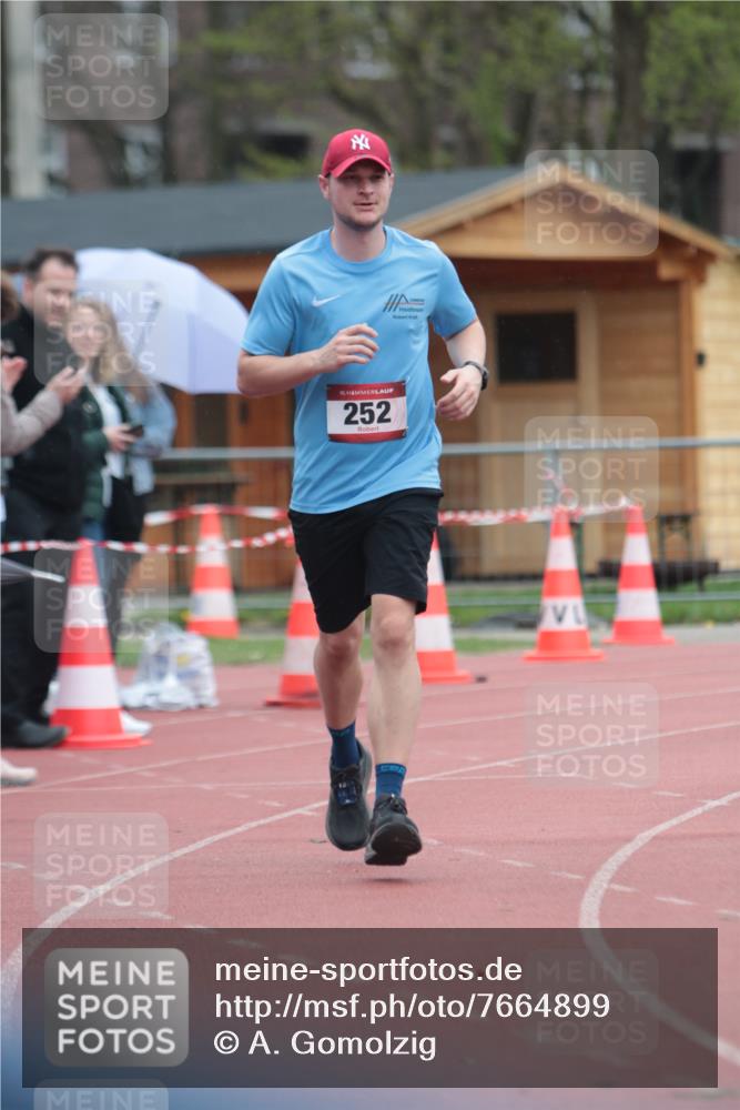 13.04.2025 - Hammer Lauf A. Gomolzig http://msf.ph/oto/7664899 13.04.2025 12:03:14 Ziel 252 meine-sportfotos.de