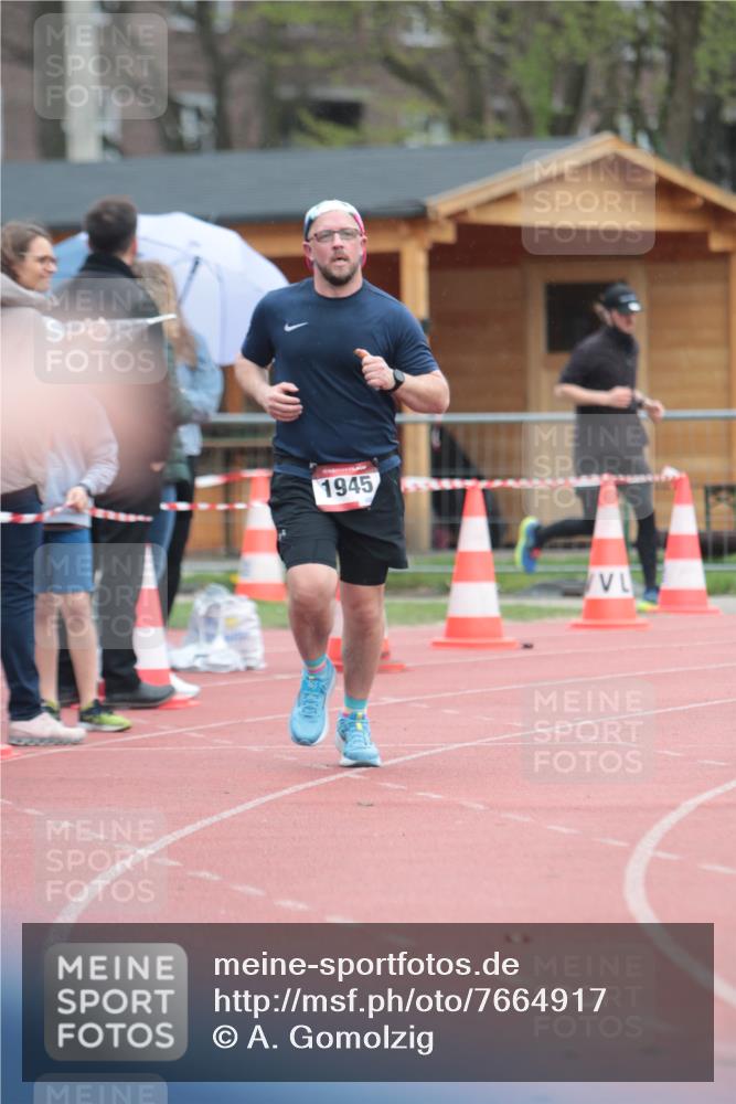 13.04.2025 - Hammer Lauf A. Gomolzig http://msf.ph/oto/7664917 13.04.2025 12:03:23 Ziel 167, 456, 1086, 1945 meine-sportfotos.de