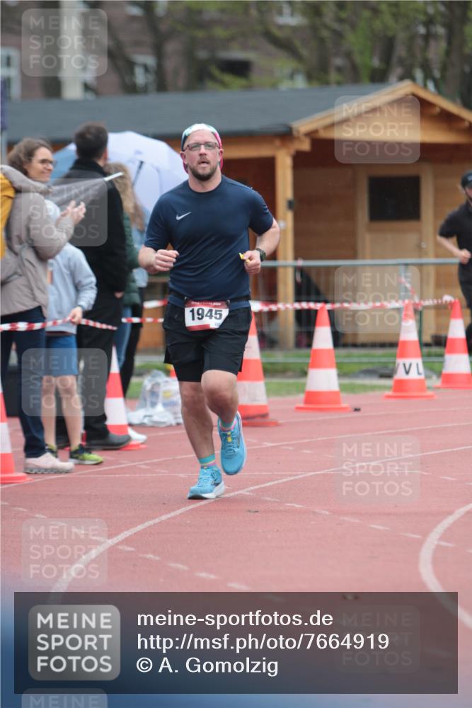 13.04.2025 - Hammer Lauf A. Gomolzig http://msf.ph/oto/7664919 13.04.2025 12:03:23 Ziel 167, 456, 1086, 1945 meine-sportfotos.de