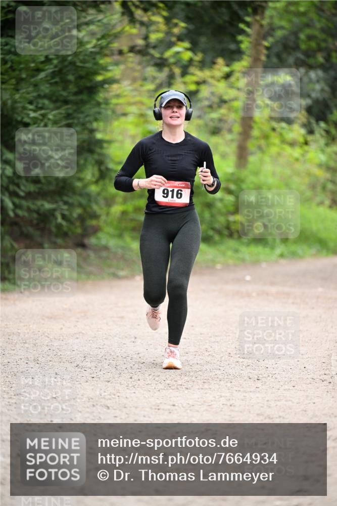 13.04.2025 - Hammer Lauf Dr. Thomas Lammeyer http://msf.ph/oto/7664934 13.04.2025 11:36:23 Laufen 916 meine-sportfotos.de