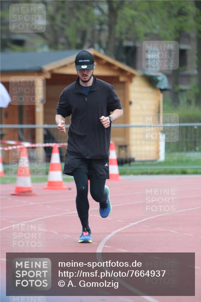 13.04.2025 - Hammer Lauf A. Gomolzig http://msf.ph/oto/7664937 13.04.2025 12:03:30 Ziel 524, 599 meine-sportfotos.de
