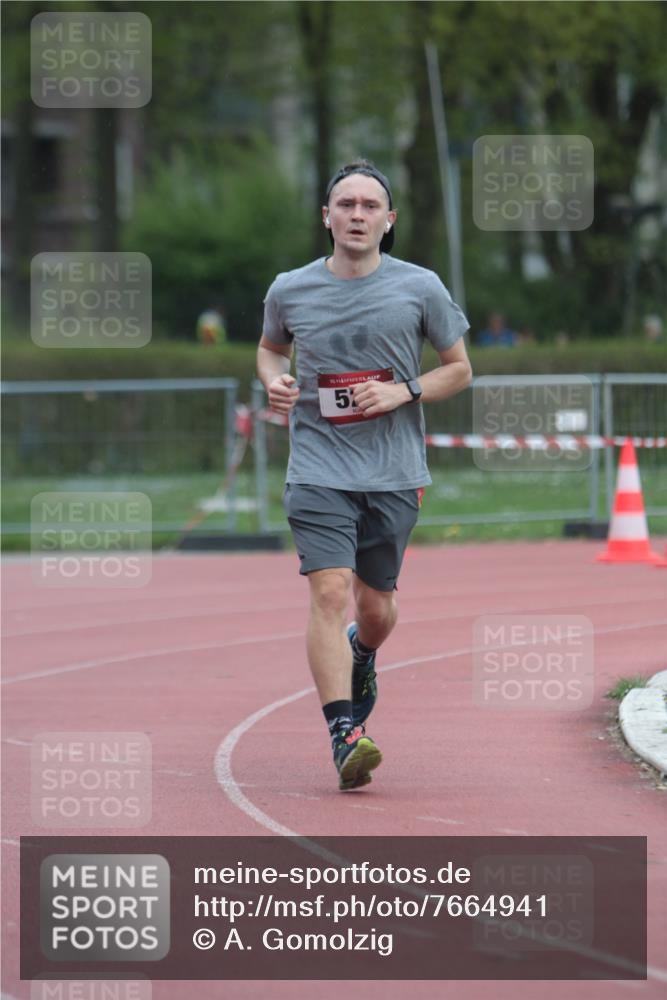 13.04.2025 - Hammer Lauf A. Gomolzig http://msf.ph/oto/7664941 13.04.2025 12:03:31 Ziel 524, 599 meine-sportfotos.de