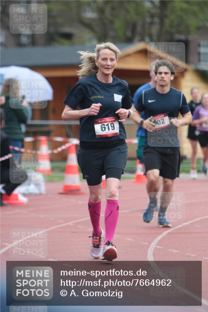 13.04.2025 - Hammer Lauf A. Gomolzig http://msf.ph/oto/7664962 13.04.2025 12:03:58 Ziel 302, 923 meine-sportfotos.de