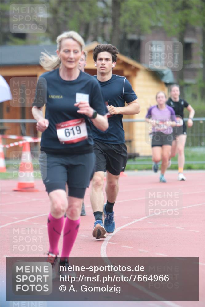 13.04.2025 - Hammer Lauf A. Gomolzig http://msf.ph/oto/7664966 13.04.2025 12:03:59 Ziel 174, 302, 459, 923 meine-sportfotos.de