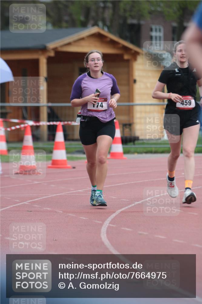 13.04.2025 - Hammer Lauf A. Gomolzig http://msf.ph/oto/7664975 13.04.2025 12:04:04 Ziel 174, 459, 923 meine-sportfotos.de