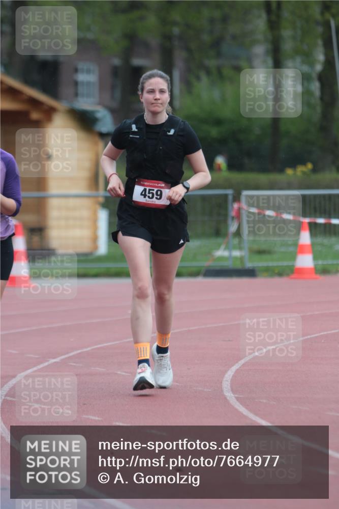 13.04.2025 - Hammer Lauf A. Gomolzig http://msf.ph/oto/7664977 13.04.2025 12:04:05 Ziel 174, 459 meine-sportfotos.de