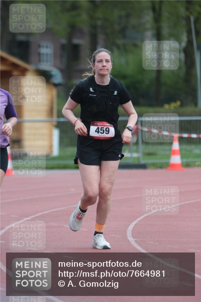 13.04.2025 - Hammer Lauf A. Gomolzig http://msf.ph/oto/7664981 13.04.2025 12:04:06 Ziel 174, 459 meine-sportfotos.de