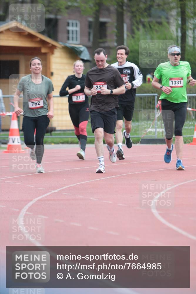 13.04.2025 - Hammer Lauf A. Gomolzig http://msf.ph/oto/7664985 13.04.2025 12:04:13 Ziel 20, 21, 244, 762, 1331 meine-sportfotos.de