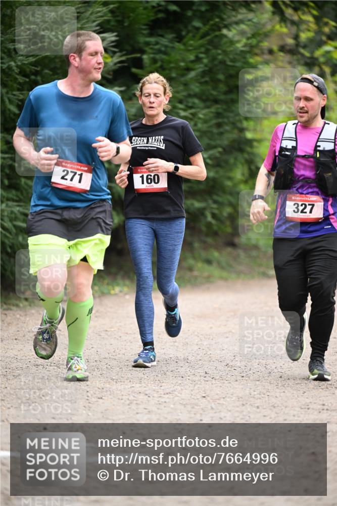 13.04.2025 - Hammer Lauf Dr. Thomas Lammeyer http://msf.ph/oto/7664996 13.04.2025 11:36:43 Laufen 271, 15, 160, 15, 327 meine-sportfotos.de