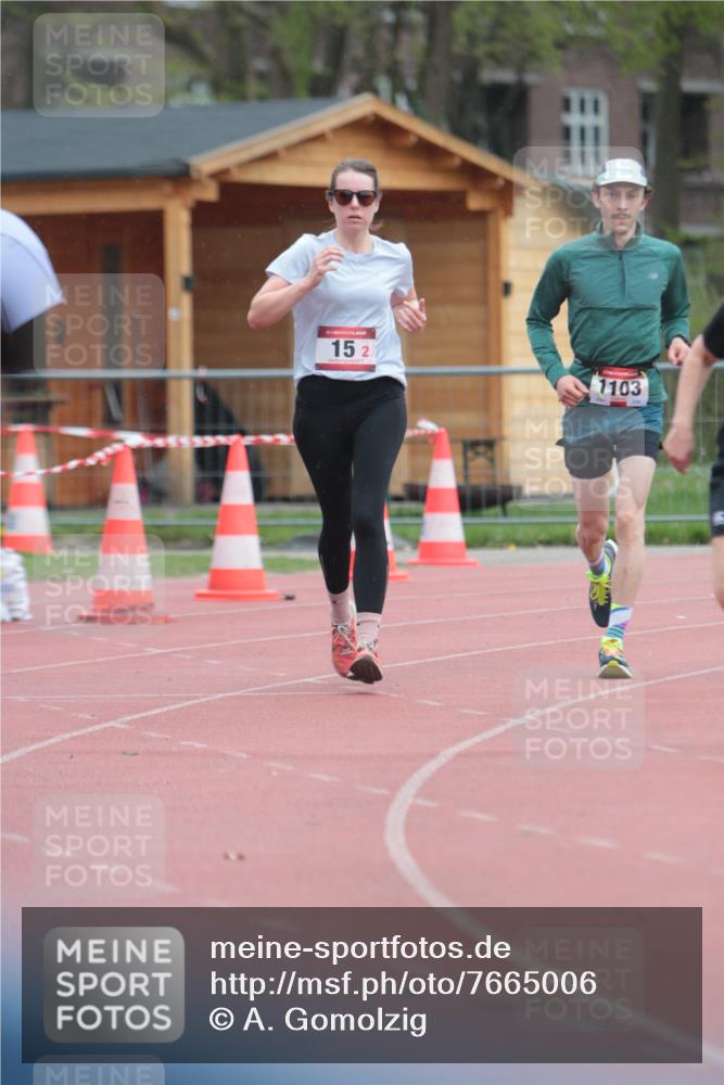 13.04.2025 - Hammer Lauf A. Gomolzig http://msf.ph/oto/7665006 13.04.2025 12:04:36 Ziel 8, 15, 1103 meine-sportfotos.de