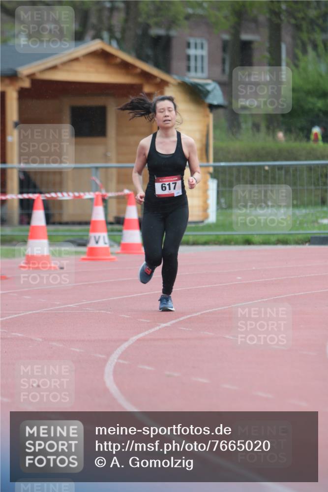 13.04.2025 - Hammer Lauf A. Gomolzig http://msf.ph/oto/7665020 13.04.2025 12:04:57 Ziel 617 meine-sportfotos.de