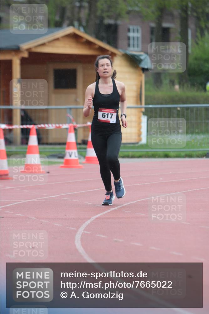 13.04.2025 - Hammer Lauf A. Gomolzig http://msf.ph/oto/7665022 13.04.2025 12:04:57 Ziel 617 meine-sportfotos.de