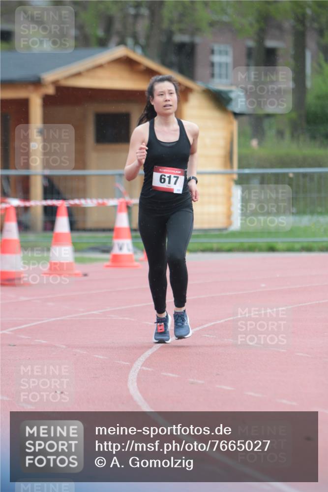 13.04.2025 - Hammer Lauf A. Gomolzig http://msf.ph/oto/7665027 13.04.2025 12:04:58 Ziel 617 meine-sportfotos.de