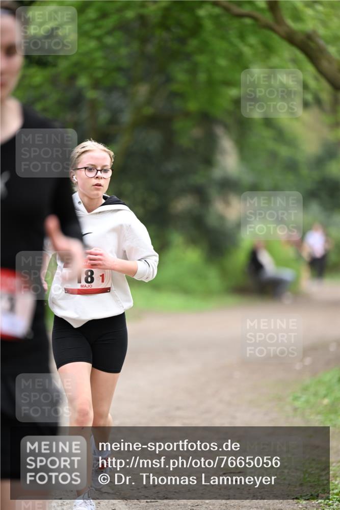 13.04.2025 - Hammer Lauf Dr. Thomas Lammeyer http://msf.ph/oto/7665056 13.04.2025 11:36:51 Laufen 81 meine-sportfotos.de