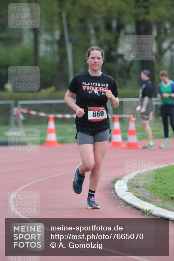 13.04.2025 - Hammer Lauf A. Gomolzig http://msf.ph/oto/7665070 13.04.2025 12:05:39 Ziel 566, 669 meine-sportfotos.de