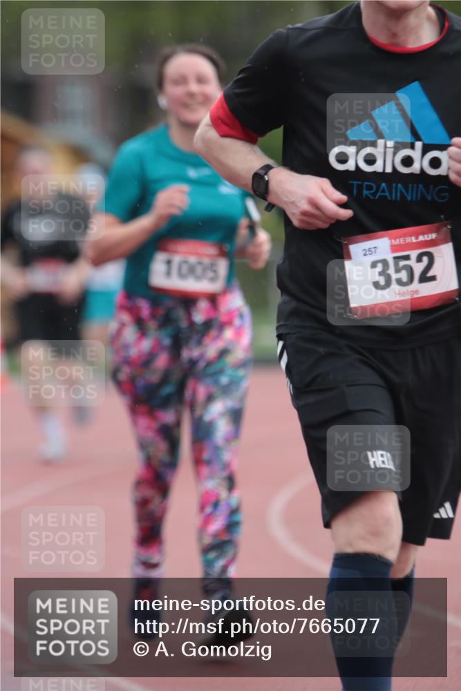 13.04.2025 - Hammer Lauf A. Gomolzig http://msf.ph/oto/7665077 13.04.2025 12:05:45 Ziel 1946, 1947 meine-sportfotos.de