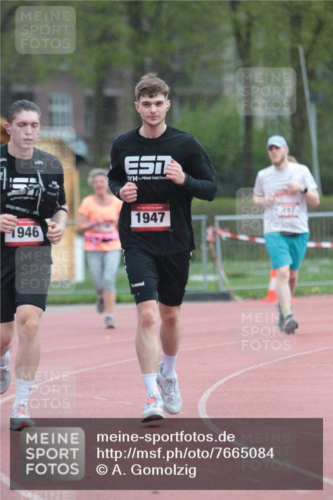 13.04.2025 - Hammer Lauf A. Gomolzig http://msf.ph/oto/7665084 13.04.2025 12:05:48 Ziel 119, 287, 1946, 1947 meine-sportfotos.de