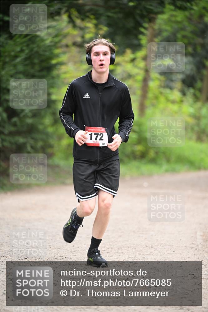 13.04.2025 - Hammer Lauf Dr. Thomas Lammeyer http://msf.ph/oto/7665085 13.04.2025 11:36:54 Laufen 15, 172, 221 meine-sportfotos.de