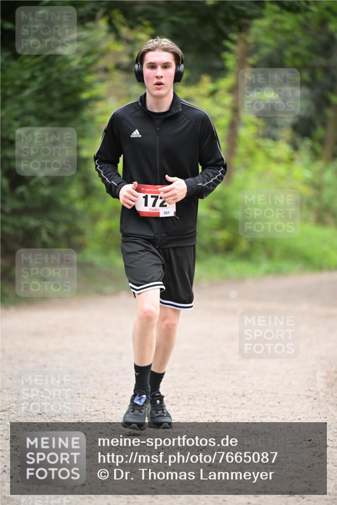 13.04.2025 - Hammer Lauf Dr. Thomas Lammeyer http://msf.ph/oto/7665087 13.04.2025 11:36:54 Laufen 15, 172, 221 meine-sportfotos.de
