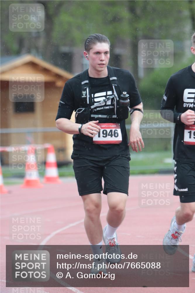 13.04.2025 - Hammer Lauf A. Gomolzig http://msf.ph/oto/7665088 13.04.2025 12:05:49 Ziel 119, 287, 1946, 1947 meine-sportfotos.de