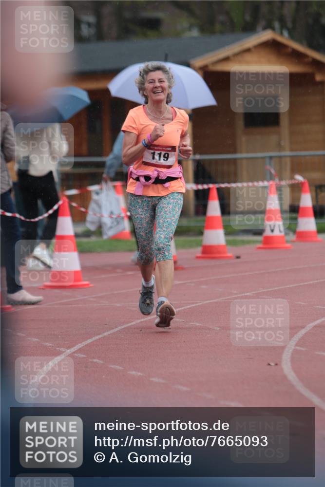 13.04.2025 - Hammer Lauf A. Gomolzig http://msf.ph/oto/7665093 13.04.2025 12:05:53 Ziel 119, 287, 1947 meine-sportfotos.de
