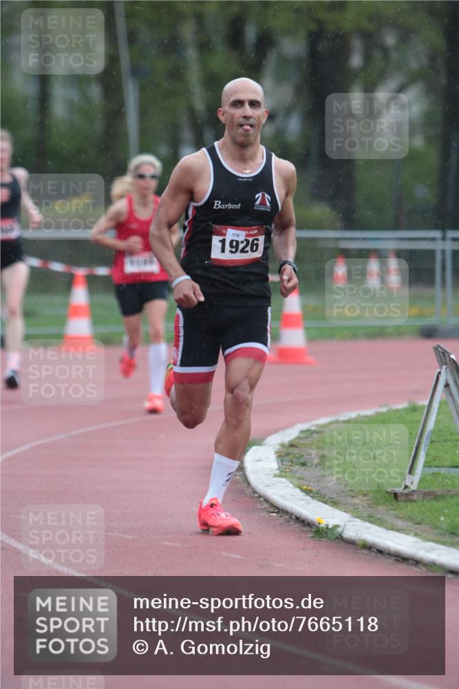 13.04.2025 - Hammer Lauf A. Gomolzig http://msf.ph/oto/7665118 13.04.2025 12:06:23 Ziel 492, 1151, 1926, 1948 meine-sportfotos.de