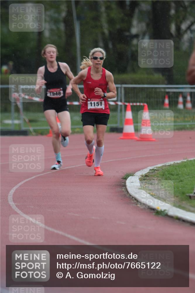 13.04.2025 - Hammer Lauf A. Gomolzig http://msf.ph/oto/7665122 13.04.2025 12:06:25 Ziel 1151, 1926, 1948 meine-sportfotos.de