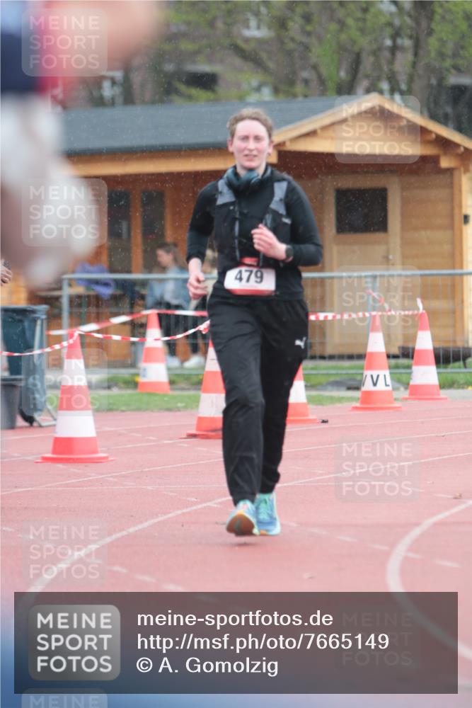 13.04.2025 - Hammer Lauf A. Gomolzig http://msf.ph/oto/7665149 13.04.2025 12:06:46 Ziel 479 meine-sportfotos.de