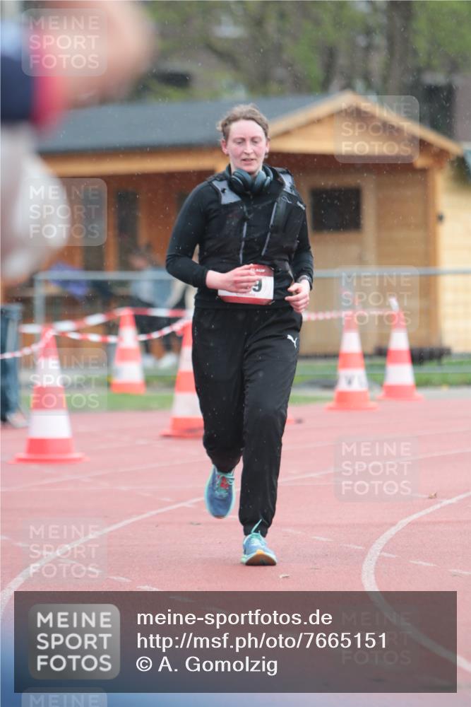 13.04.2025 - Hammer Lauf A. Gomolzig http://msf.ph/oto/7665151 13.04.2025 12:06:47 Ziel 479 meine-sportfotos.de