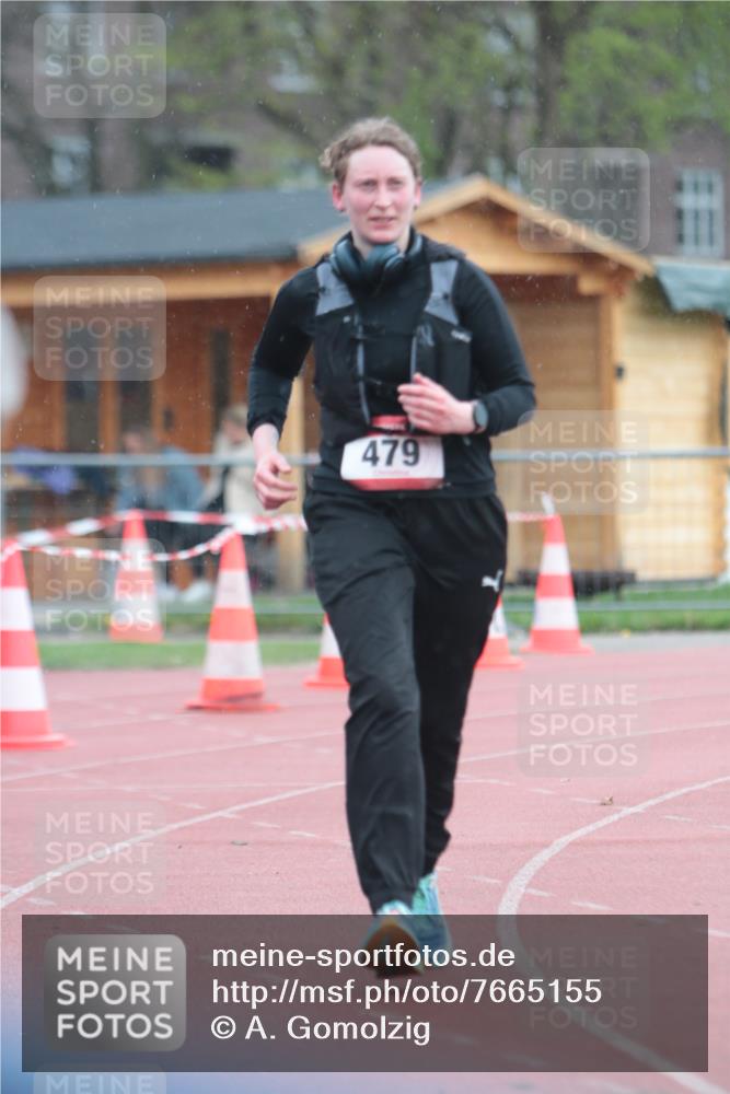 13.04.2025 - Hammer Lauf A. Gomolzig http://msf.ph/oto/7665155 13.04.2025 12:06:48 Ziel 479 meine-sportfotos.de