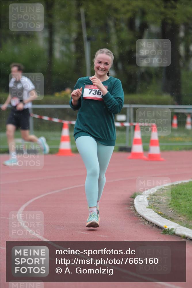 13.04.2025 - Hammer Lauf A. Gomolzig http://msf.ph/oto/7665160 13.04.2025 12:07:13 Ziel 736 meine-sportfotos.de