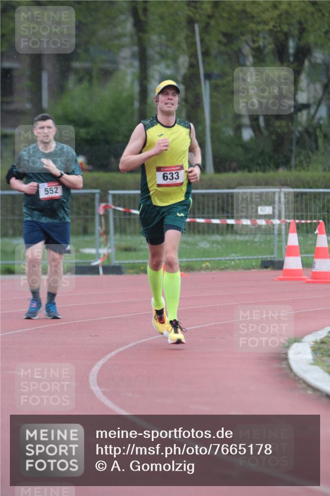 13.04.2025 - Hammer Lauf A. Gomolzig http://msf.ph/oto/7665178 13.04.2025 12:07:33 Ziel 552, 633, 1958 meine-sportfotos.de