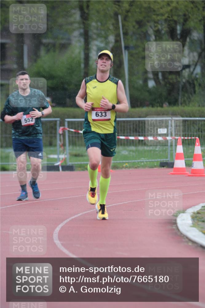 13.04.2025 - Hammer Lauf A. Gomolzig http://msf.ph/oto/7665180 13.04.2025 12:07:33 Ziel 552, 633, 1958 meine-sportfotos.de