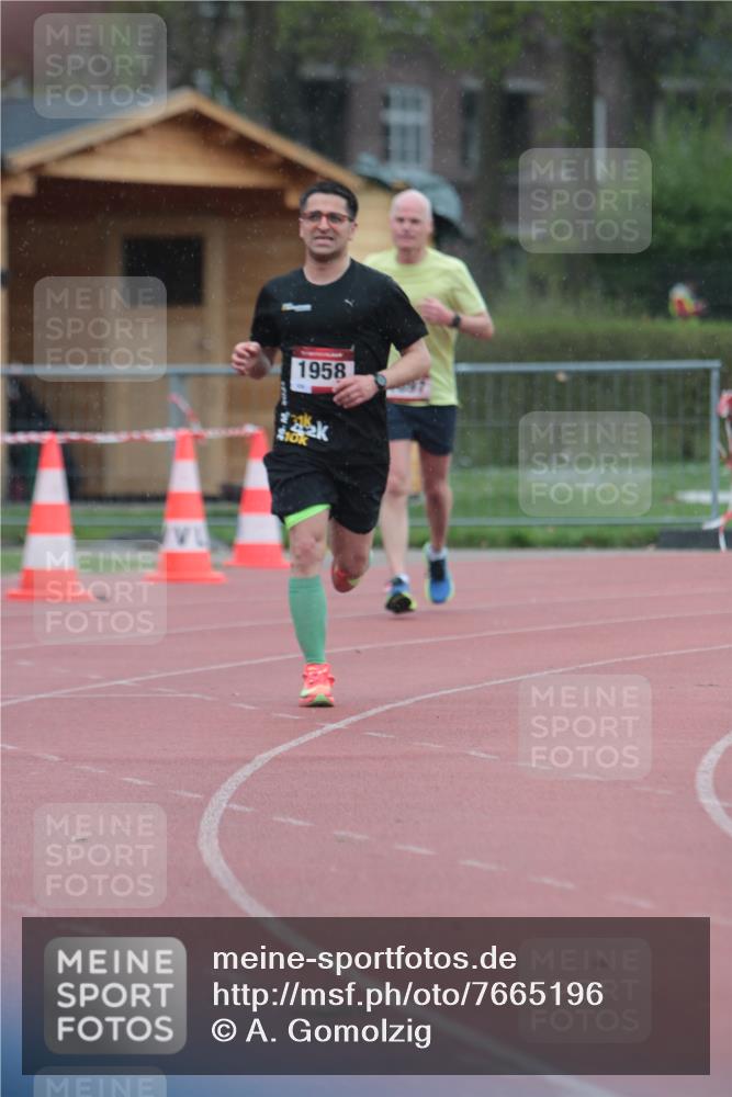 13.04.2025 - Hammer Lauf A. Gomolzig http://msf.ph/oto/7665196 13.04.2025 12:07:37 Ziel 552, 1897, 1958 meine-sportfotos.de