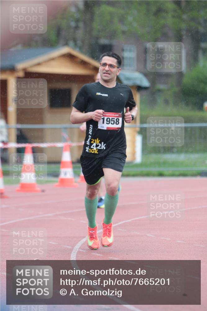 13.04.2025 - Hammer Lauf A. Gomolzig http://msf.ph/oto/7665201 13.04.2025 12:07:39 Ziel 552, 1897, 1958 meine-sportfotos.de