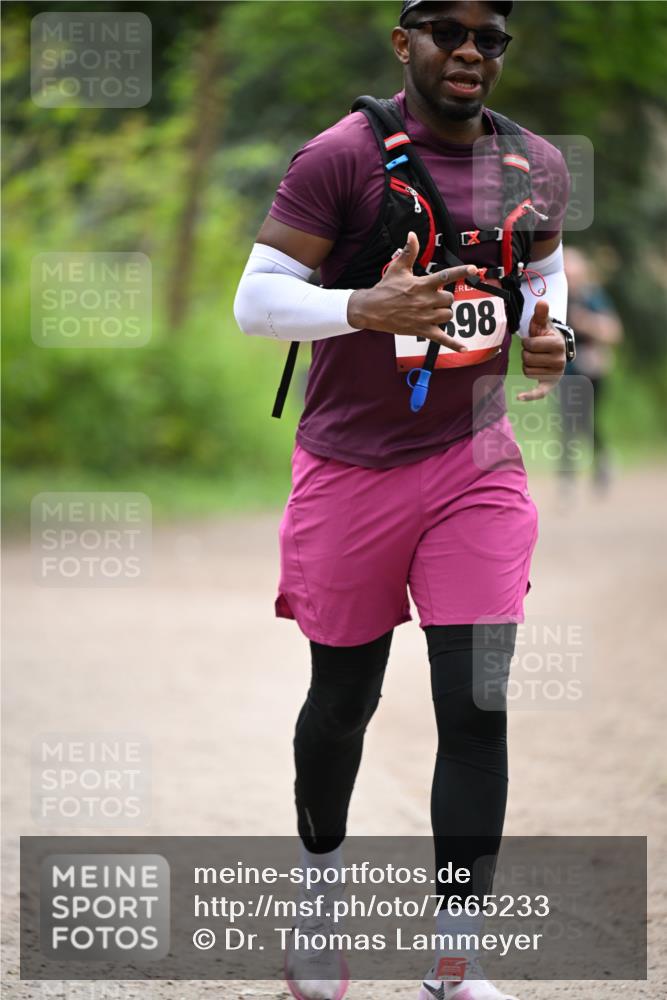 13.04.2025 - Hammer Lauf Dr. Thomas Lammeyer http://msf.ph/oto/7665233 13.04.2025 11:37:28 Laufen 96, 98 meine-sportfotos.de
