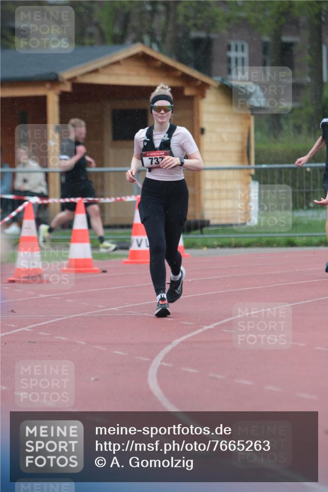 13.04.2025 - Hammer Lauf A. Gomolzig http://msf.ph/oto/7665263 13.04.2025 12:08:42 Ziel 18, 170, 452, 737 meine-sportfotos.de