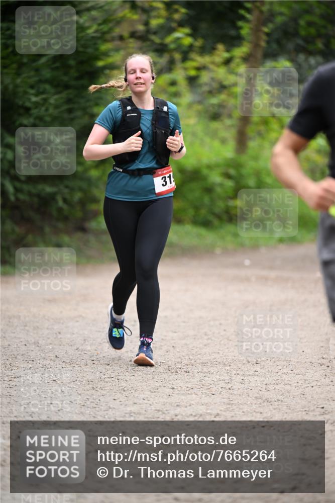 13.04.2025 - Hammer Lauf Dr. Thomas Lammeyer http://msf.ph/oto/7665264 13.04.2025 11:37:37 Laufen 15, 31 meine-sportfotos.de