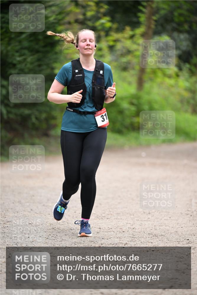 13.04.2025 - Hammer Lauf Dr. Thomas Lammeyer http://msf.ph/oto/7665277 13.04.2025 11:37:37 Laufen 15, 31 meine-sportfotos.de