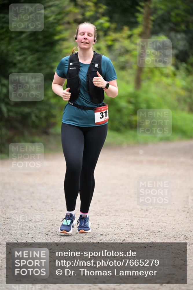 13.04.2025 - Hammer Lauf Dr. Thomas Lammeyer http://msf.ph/oto/7665279 13.04.2025 11:37:37 Laufen 15, 31 meine-sportfotos.de