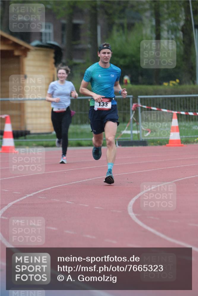 13.04.2025 - Hammer Lauf A. Gomolzig http://msf.ph/oto/7665323 13.04.2025 12:09:46 Ziel 5, 133 meine-sportfotos.de
