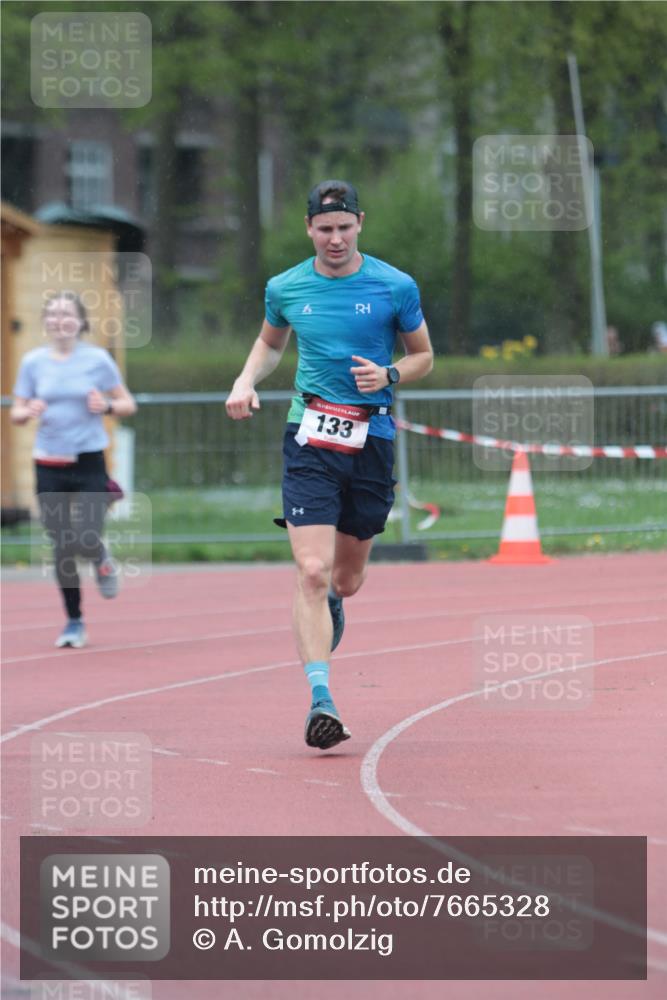 13.04.2025 - Hammer Lauf A. Gomolzig http://msf.ph/oto/7665328 13.04.2025 12:09:47 Ziel 5, 133 meine-sportfotos.de