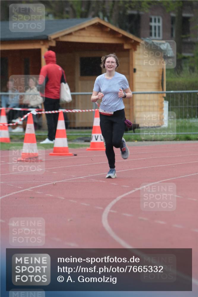 13.04.2025 - Hammer Lauf A. Gomolzig http://msf.ph/oto/7665332 13.04.2025 12:09:49 Ziel 5, 133 meine-sportfotos.de