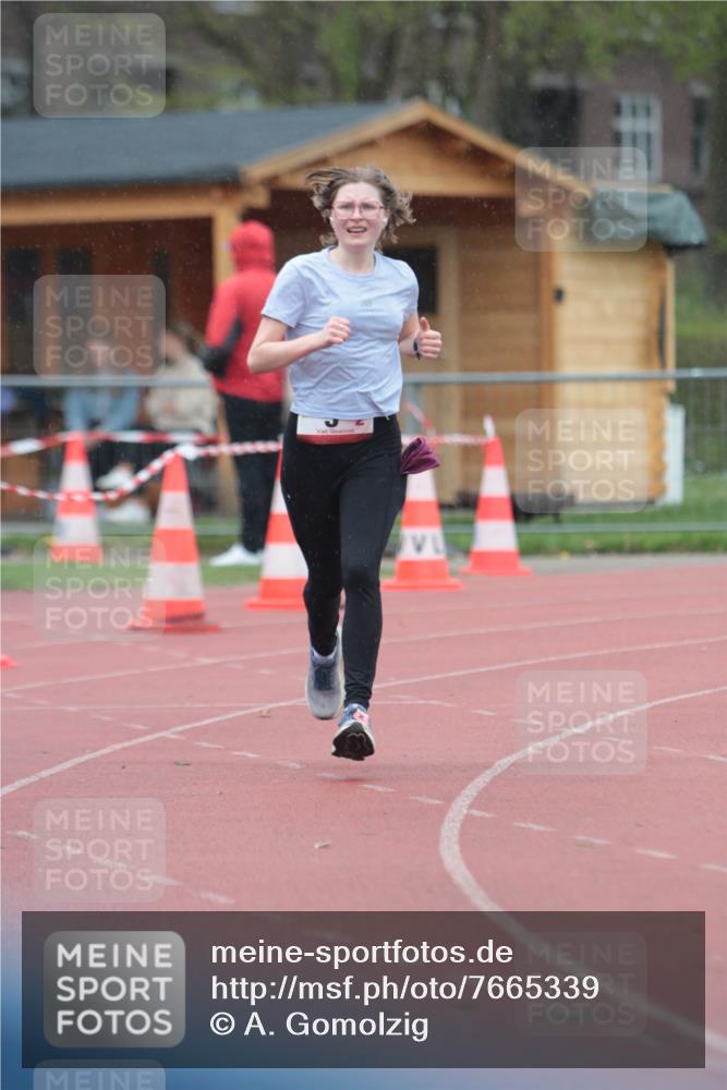 13.04.2025 - Hammer Lauf A. Gomolzig http://msf.ph/oto/7665339 13.04.2025 12:09:50 Ziel 5, 133 meine-sportfotos.de