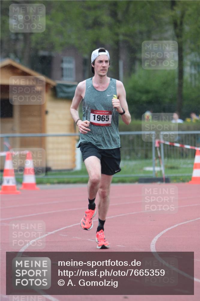 13.04.2025 - Hammer Lauf A. Gomolzig http://msf.ph/oto/7665359 13.04.2025 12:10:08 Ziel 1923, 1965 meine-sportfotos.de