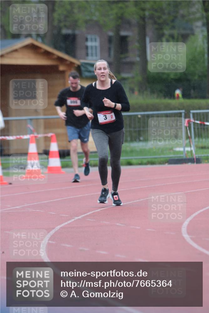 13.04.2025 - Hammer Lauf A. Gomolzig http://msf.ph/oto/7665364 13.04.2025 12:10:19 Ziel 3 meine-sportfotos.de