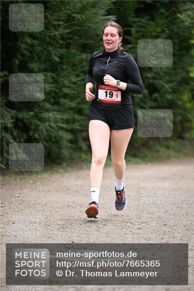 13.04.2025 - Hammer Lauf Dr. Thomas Lammeyer http://msf.ph/oto/7665365 13.04.2025 11:38:28 Laufen 15, 191 meine-sportfotos.de