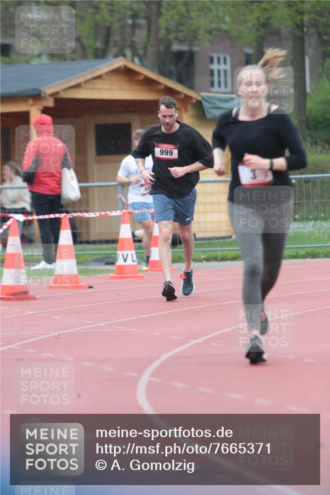 13.04.2025 - Hammer Lauf A. Gomolzig http://msf.ph/oto/7665371 13.04.2025 12:10:21 Ziel 3, 485 meine-sportfotos.de